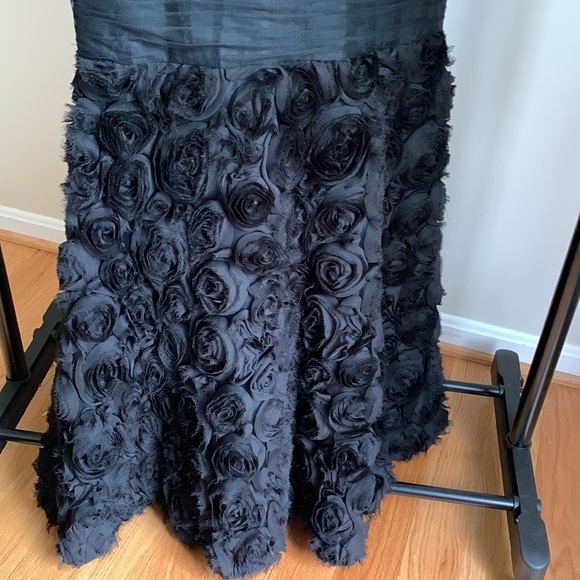 JS Collections (size 8) strapless evening gown - Picture 2 of 5